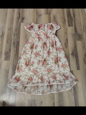 Ladies Medium Cottagecore Farmhouse Floral Ruffle Off-Shoulder Summer Dress